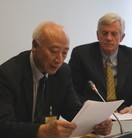 Published on 12/10/2009 ���ֹ�,����•�Ǹ��ڷ��������¶�й���ժ���ٱ��У�ͼ�� - ���ִ������� - minghui.org