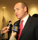 Published on 1/22/2007 �л����Ļ��ж����׶���ڣ�ͼ��